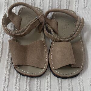 Zara Kids Tan Suede Baby Sandals BRAND NEW